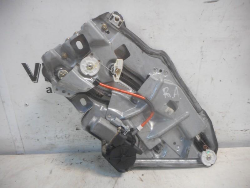 MECANISME DE VITRE ELECTRIQUE ARRIÈRE DROIT 206 CC (2D), Autos : Pièces & Accessoires, Carrosserie & Tôlerie, Utilisé, Arrière