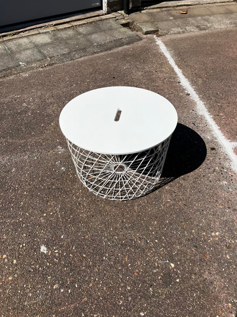 Table d'appoint/panier de rangement Ikea KVISTBRO BLANC, Maison & Meubles, Enlèvement, Comme neuf