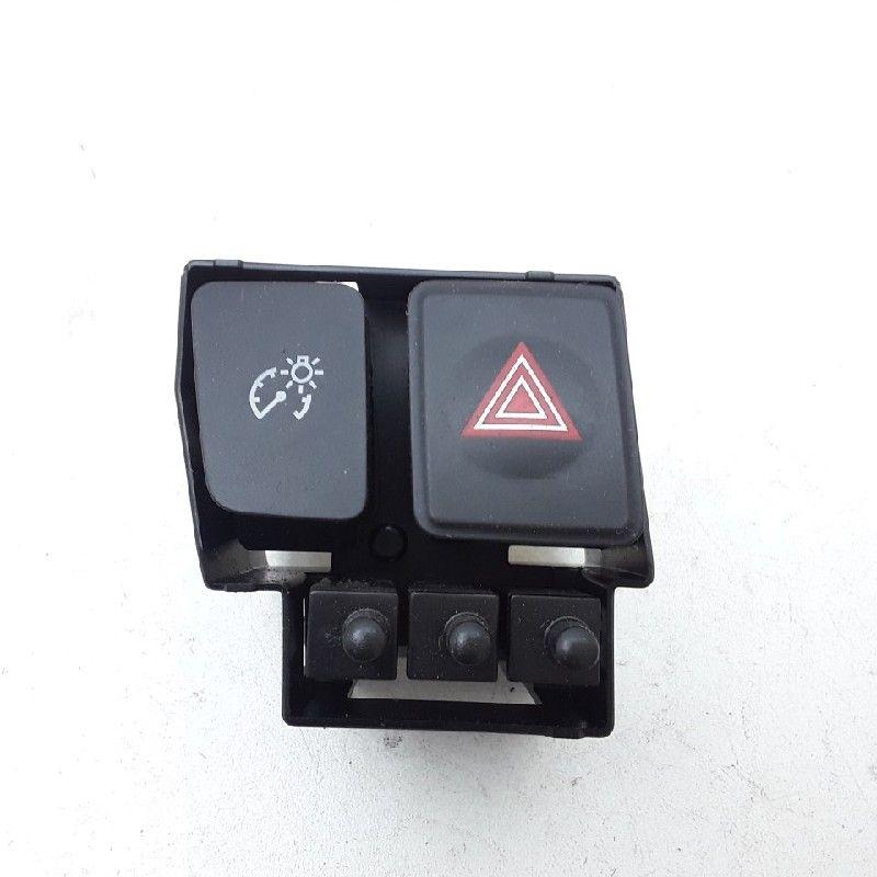 COMMUTATEUR DE FEUX DE DETRESSE Toyota Prius Plus (ZVW4), Utilisé, Toyota