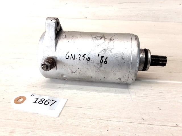 GN250 1981 - 1987 Suzuki Startmotor D1-53083, Motos, Pièces | Suzuki