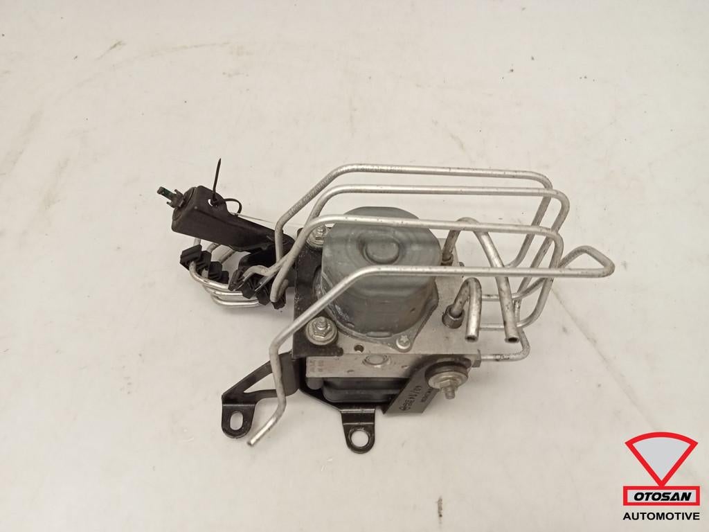 Pompe ABS Renault Twingo Smart 453 476600981R A4539000702, Autos : Pièces & Accessoires, Renault Group, Contact.group@renault.com