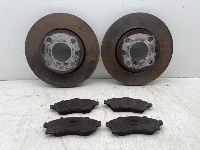 Disque + plaquette de frein avant d'un Opel Corsa, Autos : Pièces & Accessoires, -, Opel, 3 mois de garantie, Utilisé