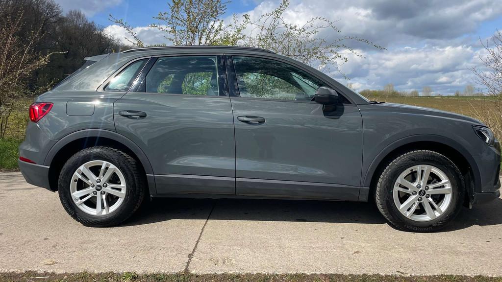 Audi Q3 Q3 35 TFSI Business Edition Advanced S tronic vac, 4 cilinders, Leder, 5 zetels, Particulier