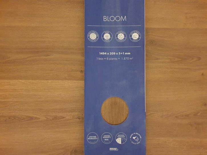 Quickstep Alpha Vinyl Bloom Botanische karamel eik 1,56m2, Bricolage & Construction, Planches & Dalles, Bois, Enlèvement