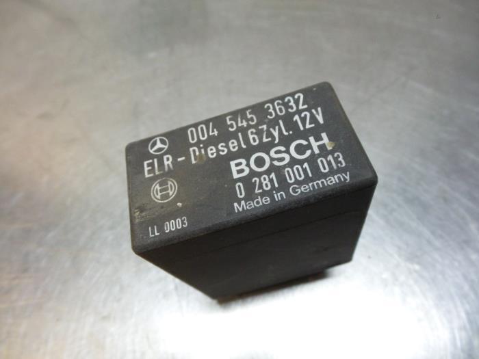 Relais van een Mercedes 200 - 500, Auto-onderdelen, Elektronica en Kabels, Gebruikt, 3 maanden garantie, Ophalen of Verzenden