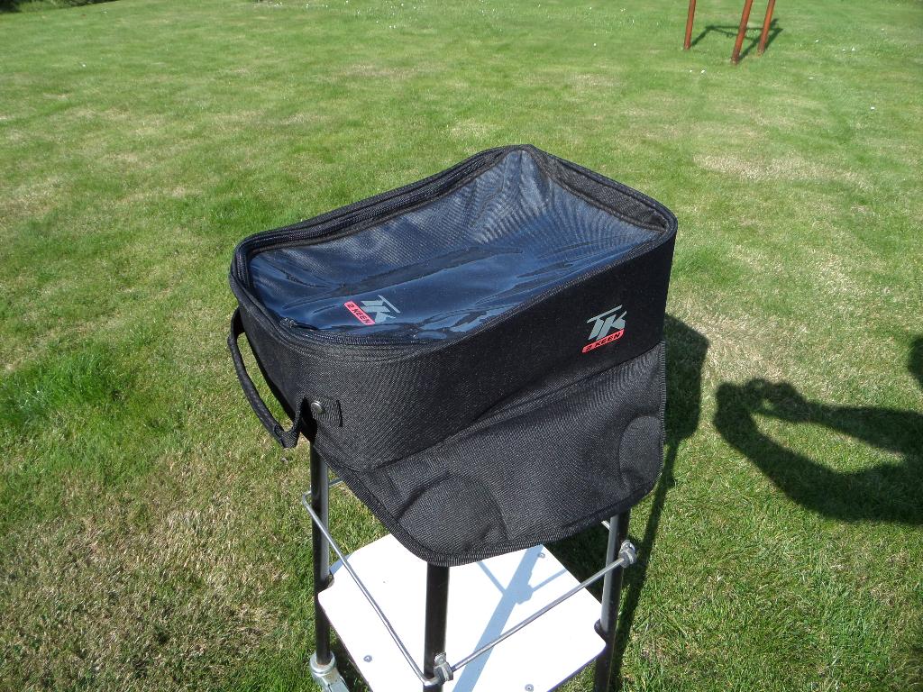 Sac de réservoir - fixations par aimants, Motos, Accessoires | Valises & Sacs, Comme neuf, Enlèvement ou Envoi