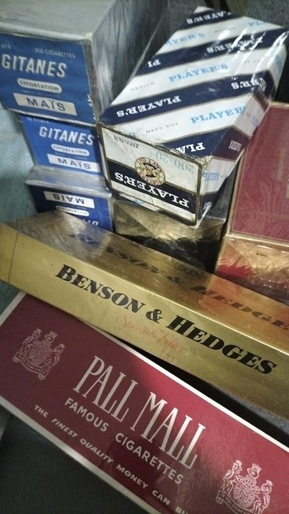Paquets de cigarettes anciens, Collections, Enlèvement ou Envoi
