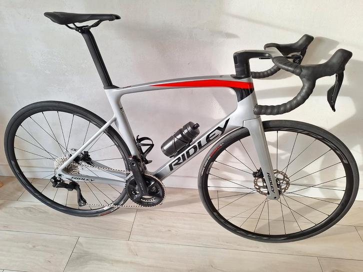 NIEUW!! Ridley noah di2_ medium, Fietsen en Brommers, Fietsen | Racefietsen, Ophalen