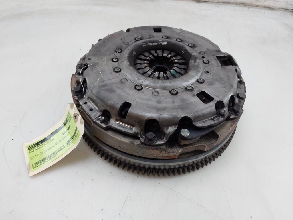 VLIEGWIEL DUBBELE MASSA Ford Transit Custom (01-2023/-), Auto-onderdelen, Gebruikt, Max-Planck-Straße  3-5
64331  Weiterstadt, DE