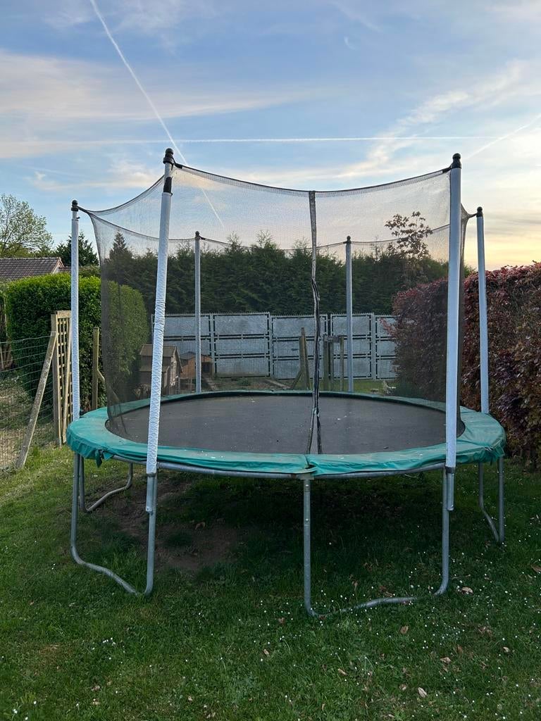Trampoline solide 3 m excellent état., Kinderen en Baby's, Speelgoed | Buiten | Trampolines, Ophalen, Gebruikt
