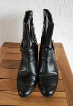 Bottillons noirs Marco Tozzi pointure 38, Enlèvement ou Envoi, Boots et Botinnes, Porté, Noir