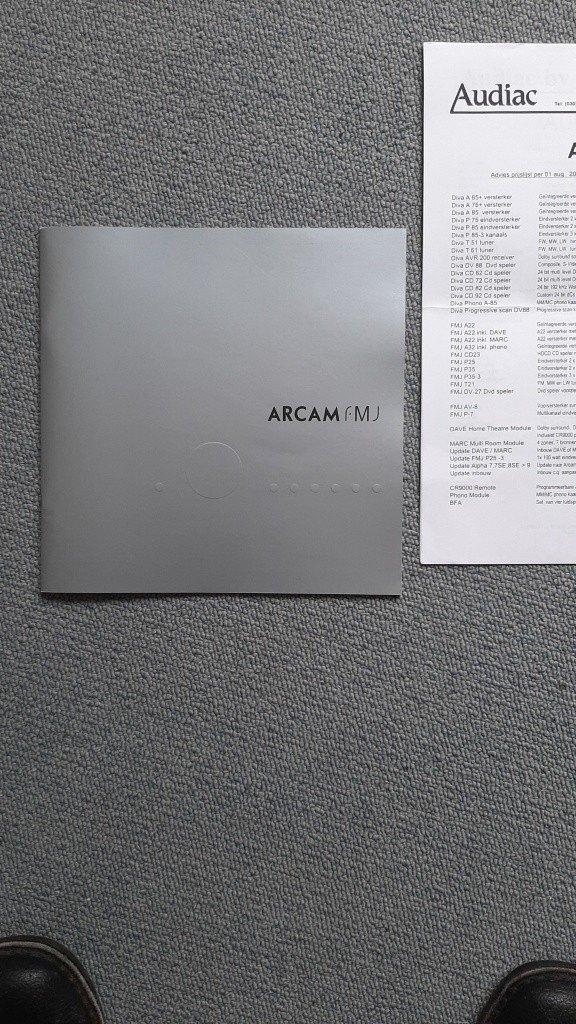 Vintage catalogus uit 2002 van de Arcam FMJ serie HiFi, Ophalen of Verzenden, Nieuw, Tuner of Radio, Losse componenten