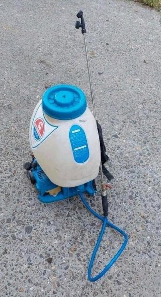 Pulvérisateur à dos pour moto Maruyama, Enlèvement