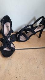 Chaussures avec cordons, Enlèvement, Chaussures