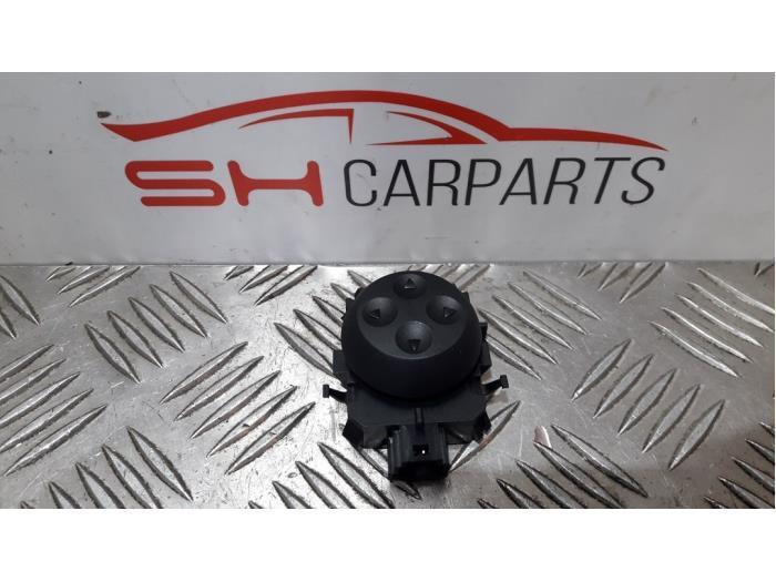 Commutateur réglage siège d'un Mercedes GLA, Autos : Pièces & Accessoires, Habitacle & Garnissage, Mercedes-Benz, Utilisé, 3 mois de garantie