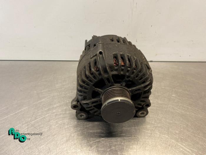 Dynamo d'un Seat Leon (Leon 09-), Autos : Pièces & Accessoires, Moteurs & Accessoires, Seat, Utilisé, 3 mois de garantie, Enlèvement ou Envoi