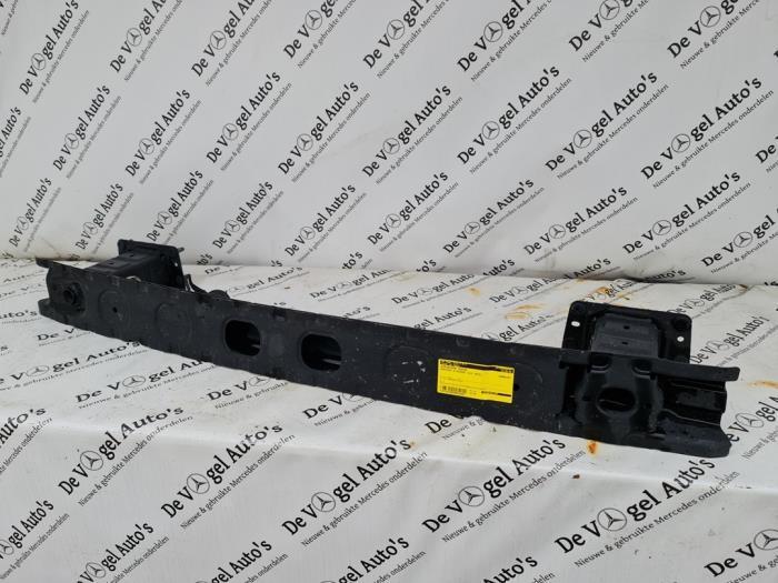 Bumperframe achter van een Mercedes B-Klasse, Auto-onderdelen, Ophanging en Onderstel, Mercedes-Benz, Gebruikt, 3 maanden garantie