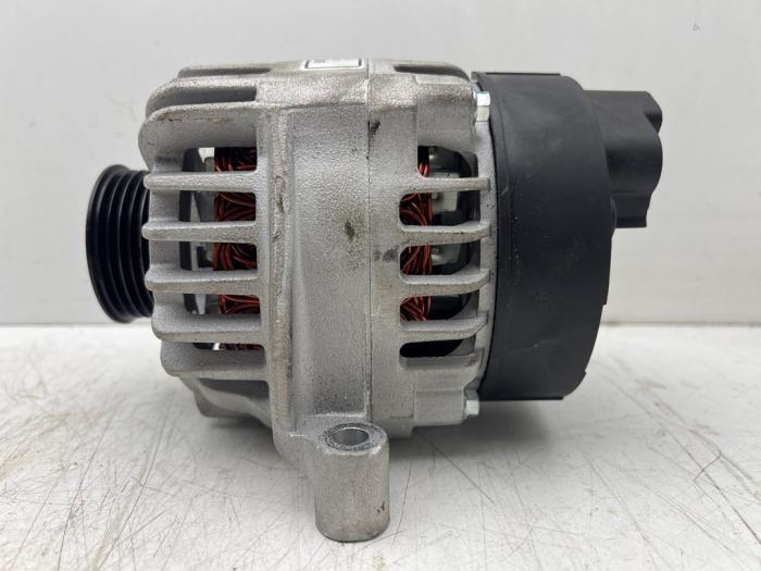 Dynamo d'un Fiat Punto, -, 3 mois de garantie, Utilisé, Fiat
