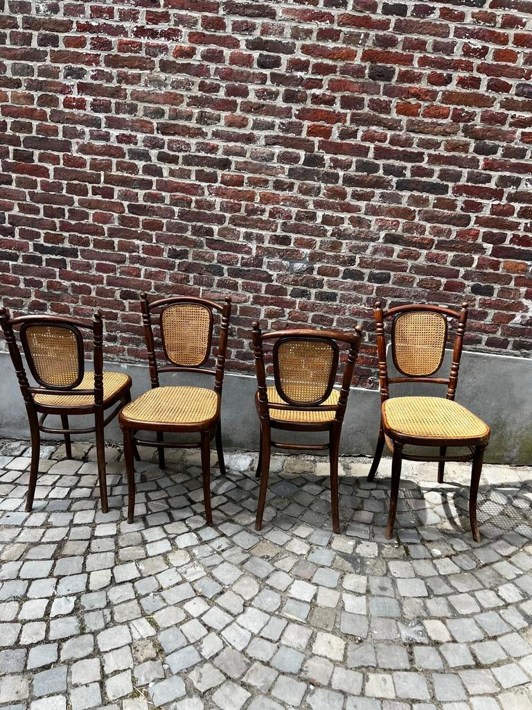 4 originele Thonet stoelen, Antiek en Kunst, Ophalen