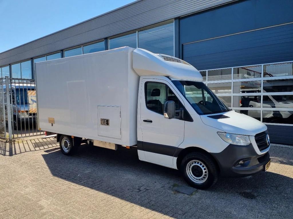 Mercedes-Benz Sprinter 316 CDI Kuhlkoffer Thermoking V300MAX, Auto's, Bestelwagens en Lichte vracht, Bedrijf, Te koop, ABS, Airbags