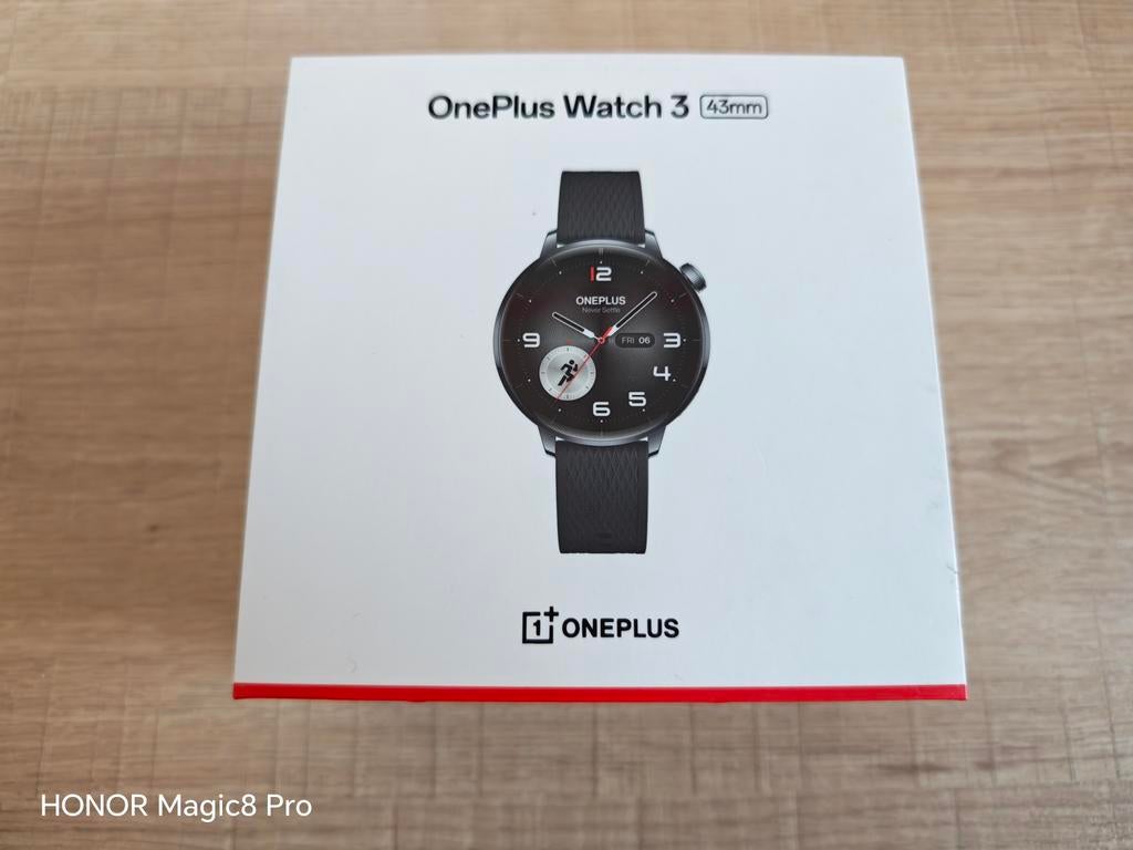 Nouvelle montre OnePlus 3 (43 mm) - Acier noir, Neuf, Étanche, Enlèvement ou Envoi, Noir