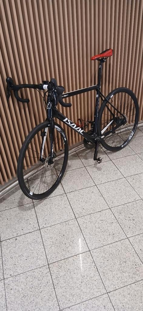 Vélo Course Isaac Carbone, Etat Neuf !!, Vélos & Vélomoteurs, Vélos | Vélos de course, Carbone, Enlèvement