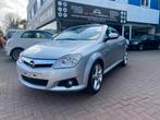 Opel Tigra 1.4 - BENZINE - CABRIO - BLUETH - 159.000km -2005, Auto's, Stof, Zwart, Cabriolet, Bedrijf