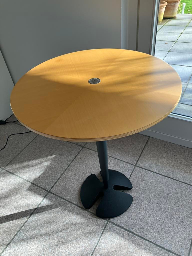 Bistrotafel, Enlèvement, Utilisé