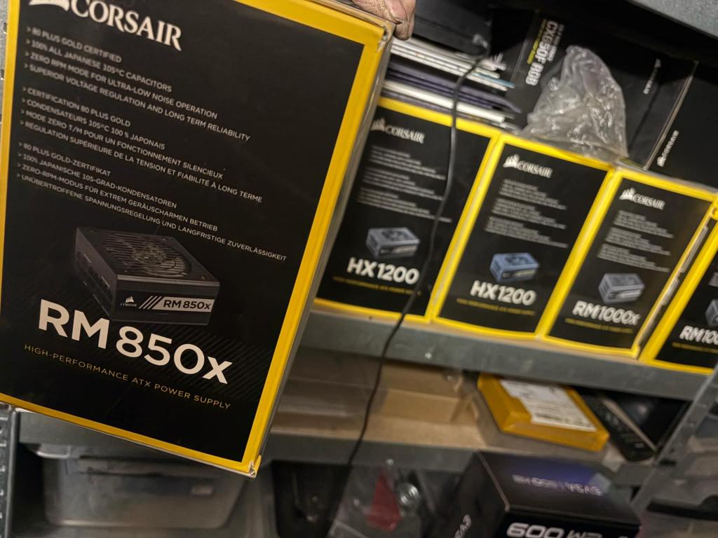 Stock cartes graphiques ,bundel carte mere ,alimentation, Computers en Software, Interne voedingen, Ophalen of Verzenden, Zo goed als nieuw