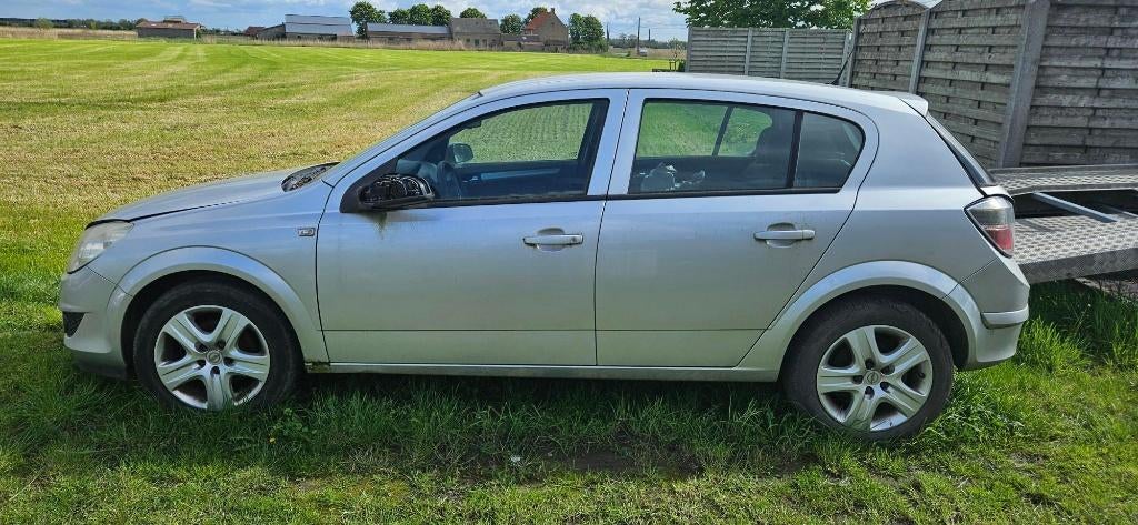 OPEL ASTRA 2009 DIESEL, Ophalen, Opel