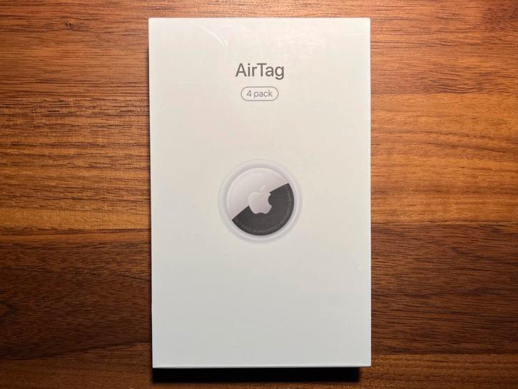 Lot de 4 Apple  AirTag comme neuf, Télécoms, Téléphonie mobile | Accessoires & Pièces, Comme neuf, Apple iPhone, Autres types