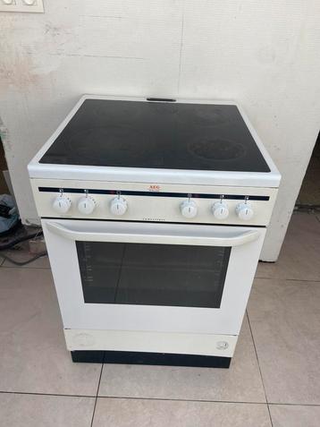 Cuisiniere electrique AEG beschikbaar voor biedingen