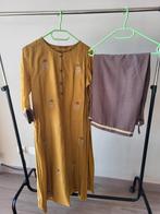 Indian tunic with pants, Ophalen, Zo goed als nieuw