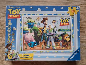Puzzels piet piraat, brandweerman samen en toy story beschikbaar voor biedingen
