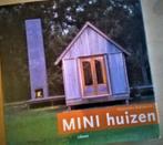 Boek Mini huizen Tiny house Alejandro Bahamon, Boeken, Kunst en Cultuur | Architectuur, Ophalen of Verzenden, Architecten