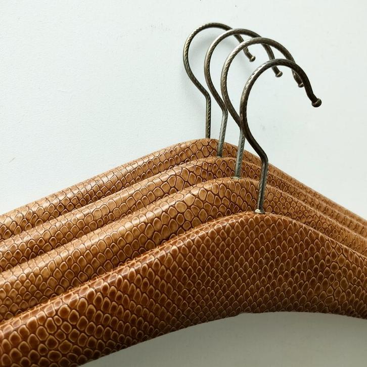 4 Vintage kapstokken kleerhangers, Antiek en Kunst, Antiek | Kleding en Textiel, Ophalen of Verzenden