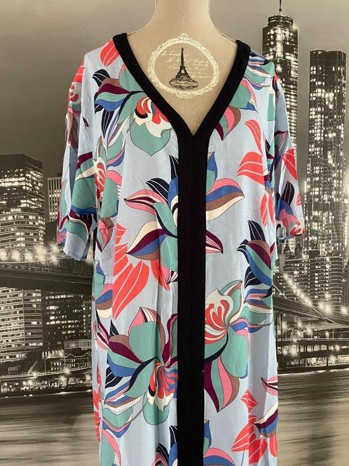 veelkleurig kleedje jurk - 48-50, Kleding | Dames, Jurken, Zo goed als nieuw, Maat 46/48 (XL) of groter, Overige kleuren, Onder de knie