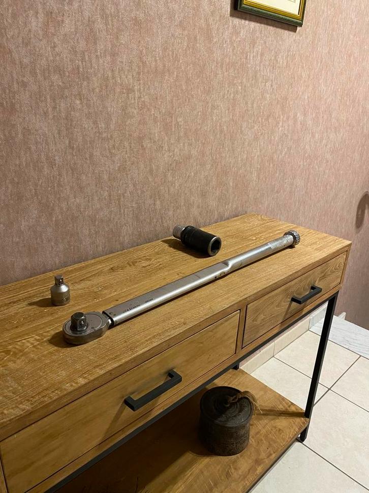 PROFFECIONELE momentsleutel met dop en reductie, Doe-het-zelf en Bouw, Gereedschap | Handgereedschap, Zo goed als nieuw, Ophalen of Verzenden