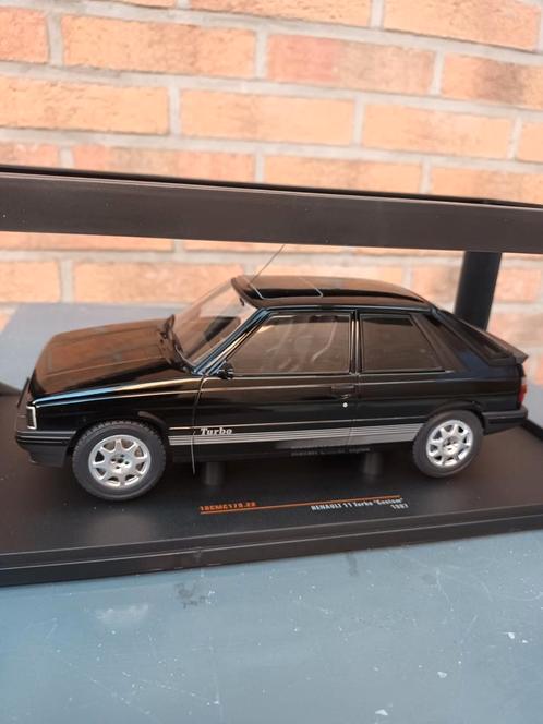 Schaalmodel renault 11 turbo, schaal 1.18 In nieuwstaat ., Hobby en Vrije tijd, Modelauto's | 1:18, Zo goed als nieuw, Ophalen of Verzenden
