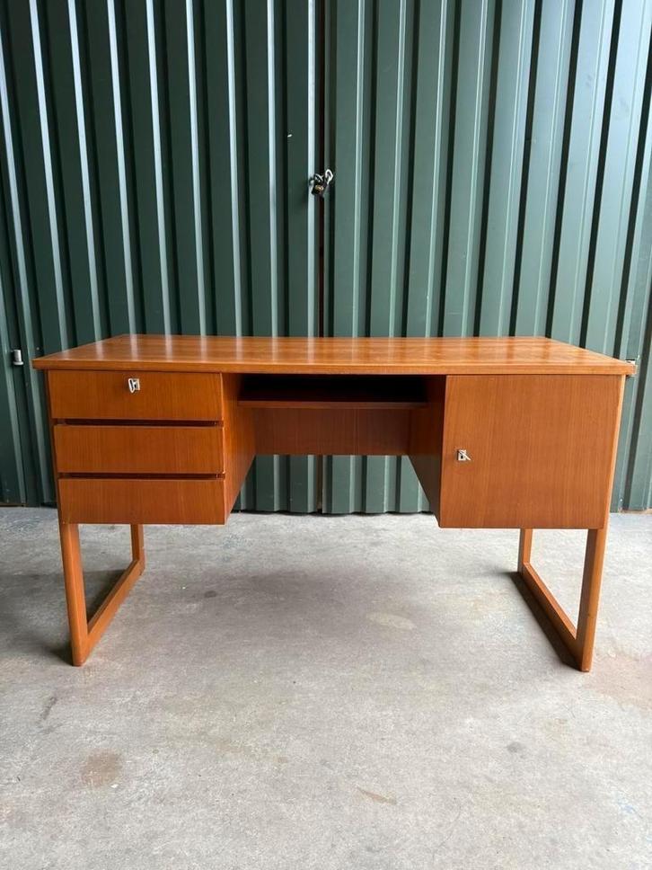 Vintage Retro Teak Bureau, Huis en Inrichting, Bureaus, Gebruikt, Bureau, Ophalen