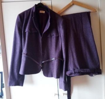 ensemble veste et pantalon F T 40/42 lavable TBE beschikbaar voor biedingen