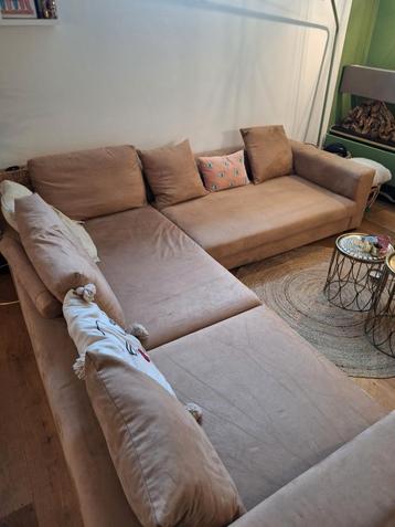 Grand canapé d'angle 