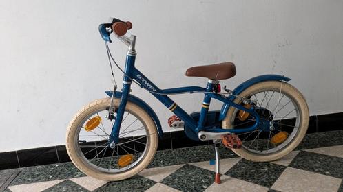 Kinderfiets 16 inch van Decathlon met fietsmandje, Fietsen en Brommers, Fietsen | Kinderfietsjes, Zo goed als nieuw, Ophalen