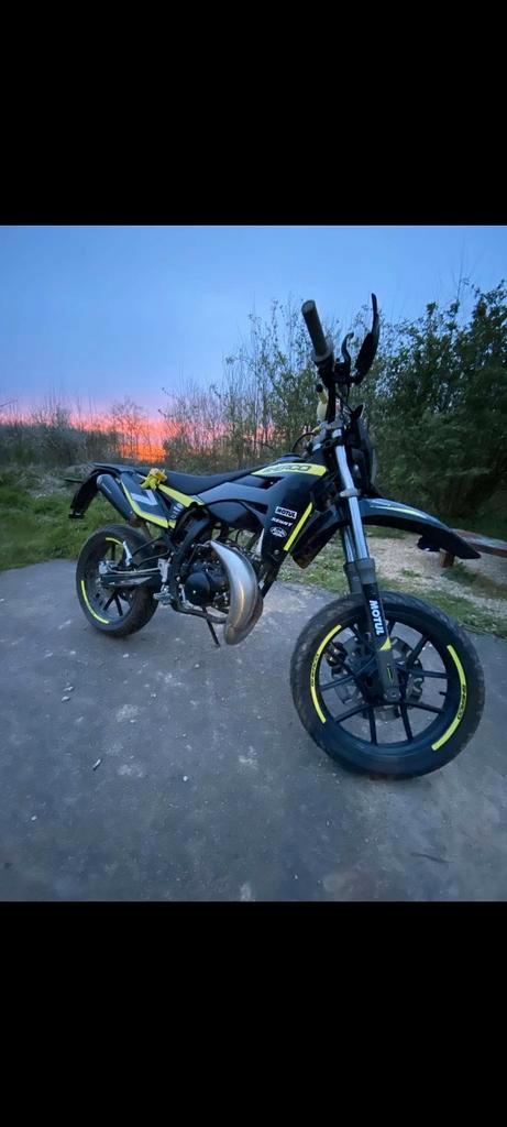 sherco SM 50, Fietsen en Brommers, Brommers | Overige merken, Gebruikt, Ophalen