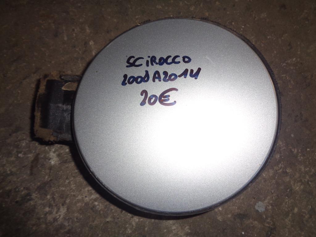 A vendre trappe a gazoile Sirocco 2008 à 2014, Ophalen, Gebruikt, Volkswagen