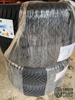 Gratis Mont. of Verz. 3PMS 205-70-15 96T 4 x Hankook Kinergy, 15 pouces, 4 Saisons, Véhicule de tourisme, -