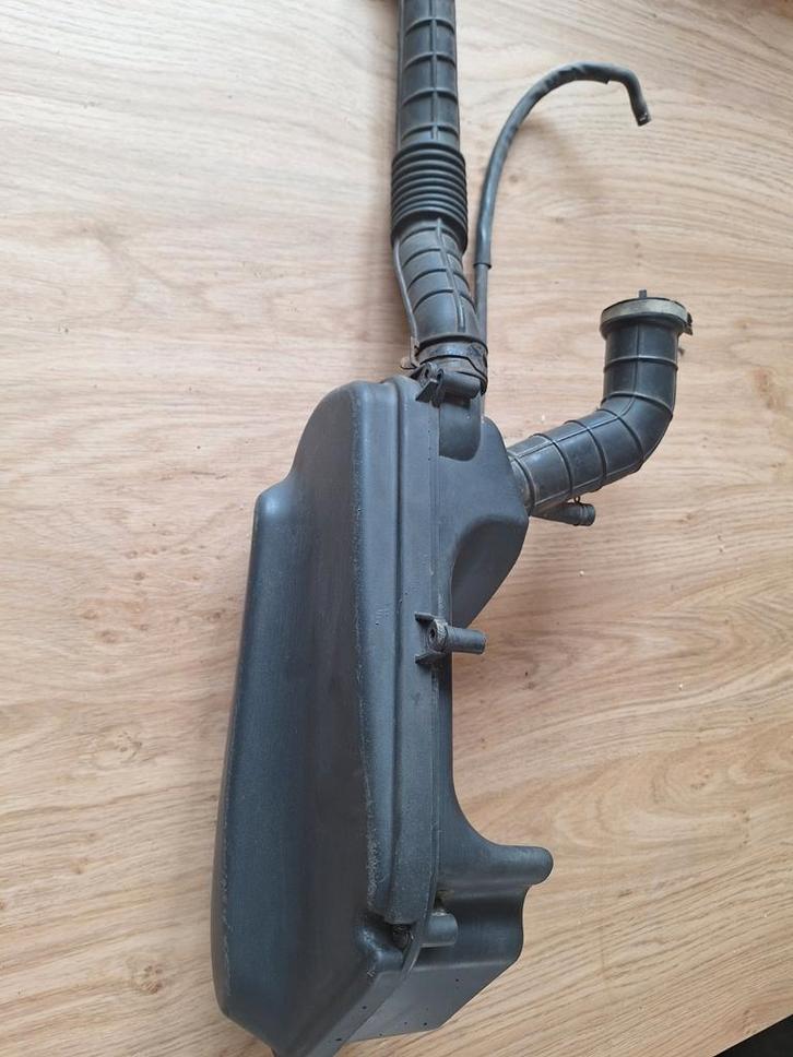 Filterhuis kymco like 50cc scooter, Fietsen en Brommers, Brommeronderdelen | Algemeen, Carburateur, Ophalen of Verzenden