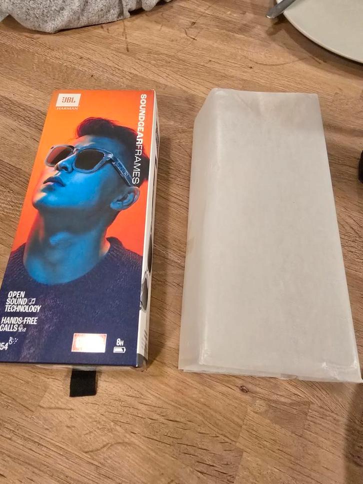 JBL Soundgear Frames - Zonnebril met JBL Audio  € 100 euro, Bijoux, Sacs & Beauté, Lunettes de Soleil & Lunettes | Hommes, Neuf