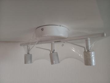 Plafondverlichting , muurverlichting (nieuw  !!!) beschikbaar voor biedingen