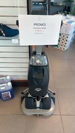 Numatic 244 Nx incl batterij en snellader, Ophalen, Nieuw, Schrobmachine